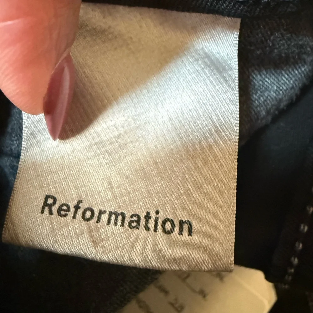 REFORMATION High-Rise Wide-Leg Black Jeans with Contrast Stitching, size 26 - Picture 4 of 11